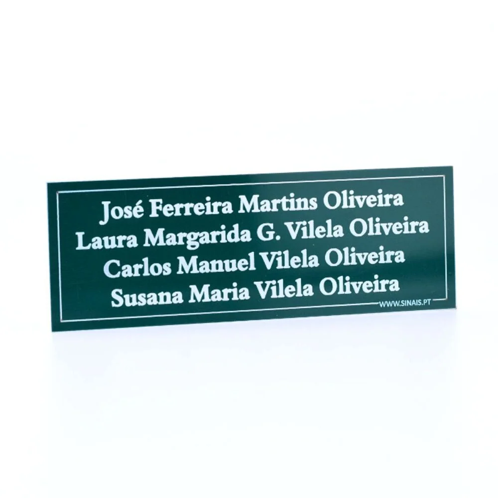 Placa com Nomes em Alumínio Laser