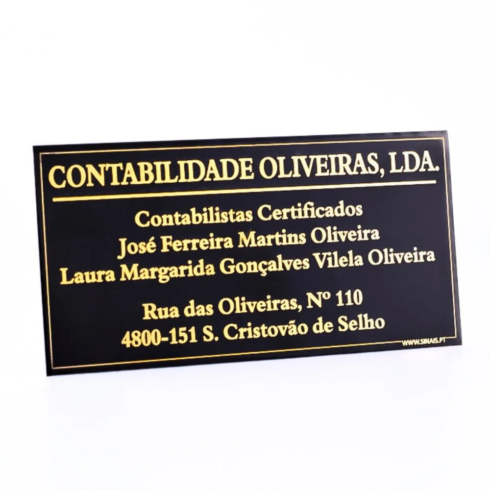 Placa com Nomes em Alumínio Laser