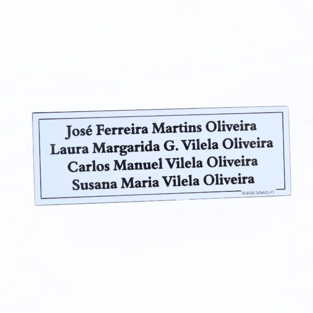 Placa com Nomes em Alumínio Laser