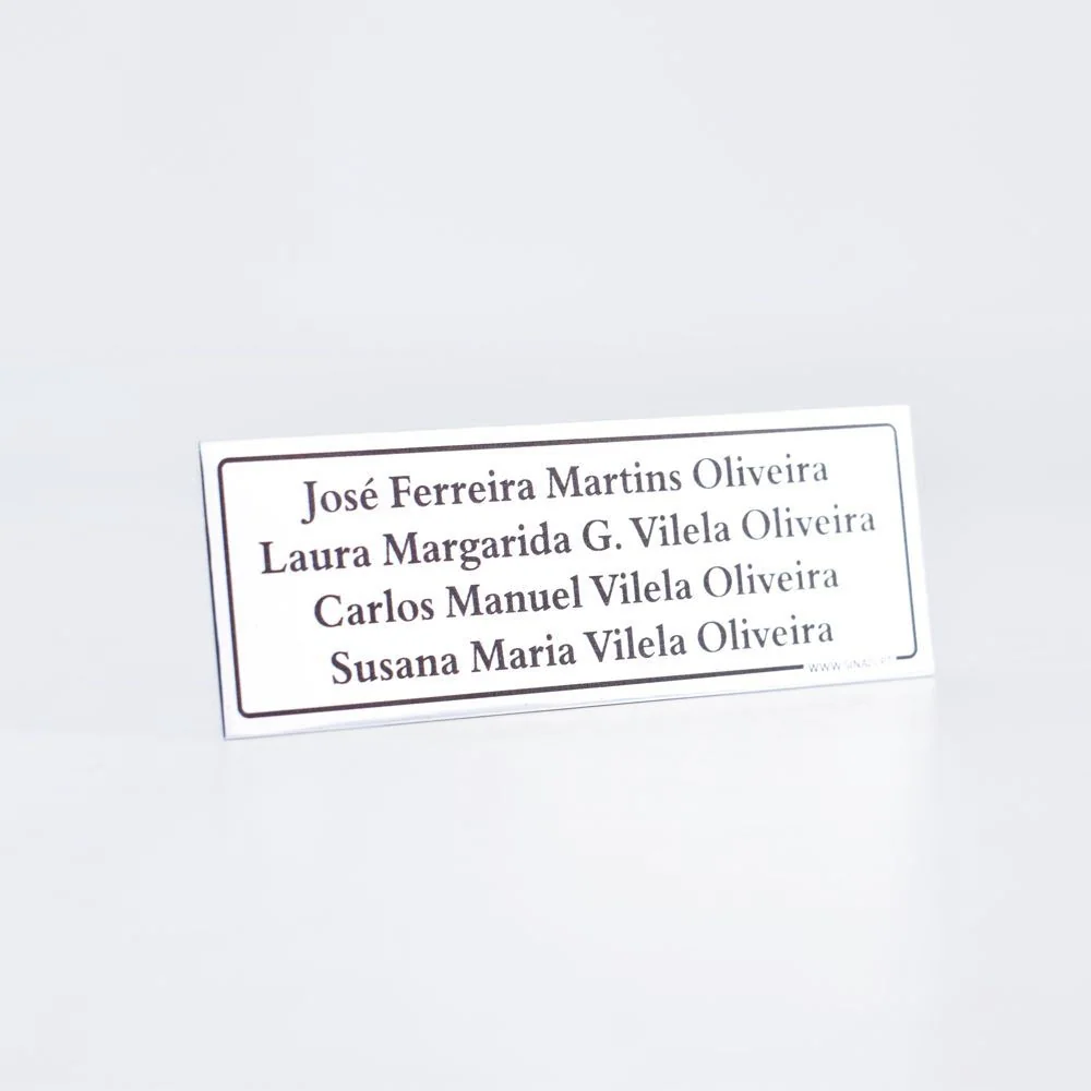 Placa com Nomes em Alumínio Impresso