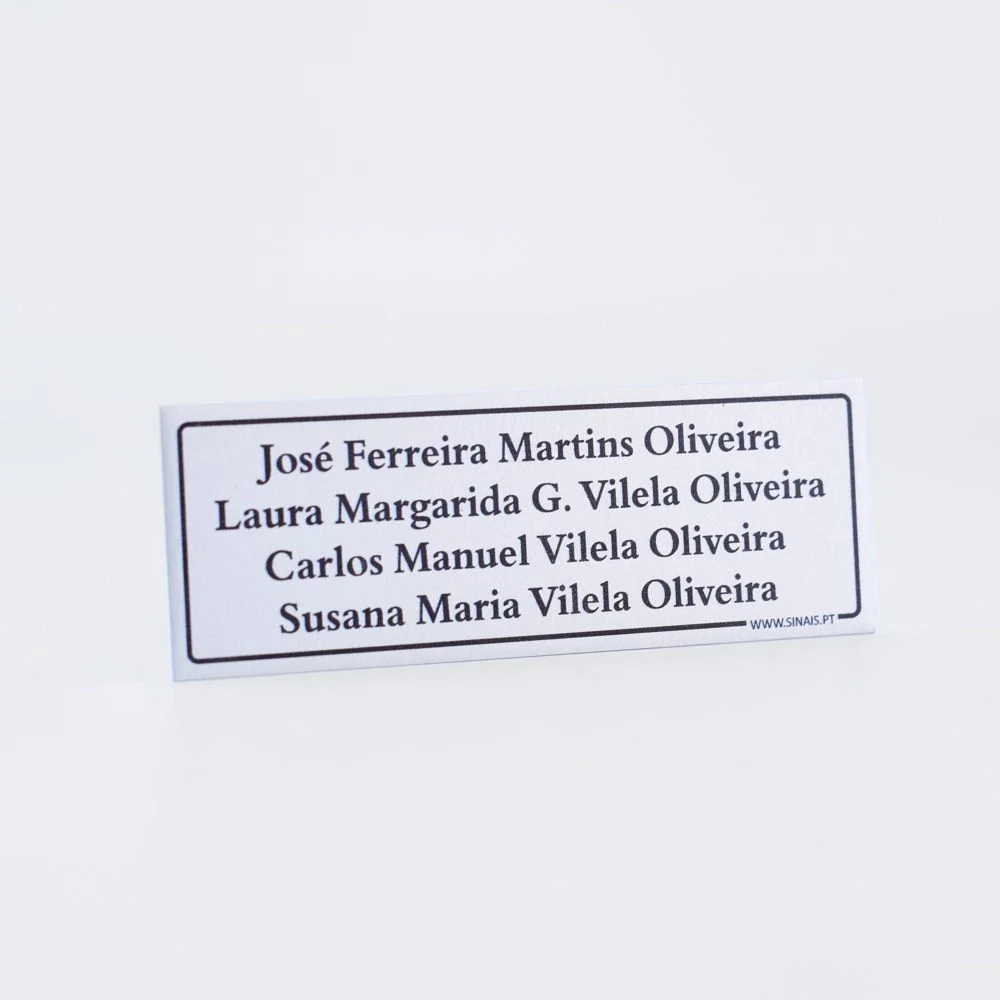 Placa com Nomes em Alumínio Impresso
