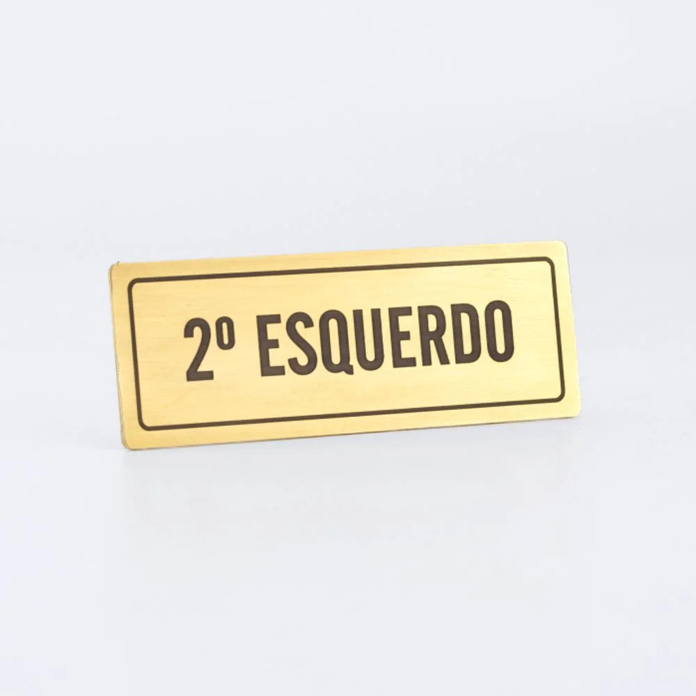 Placa de Andar em Latão
