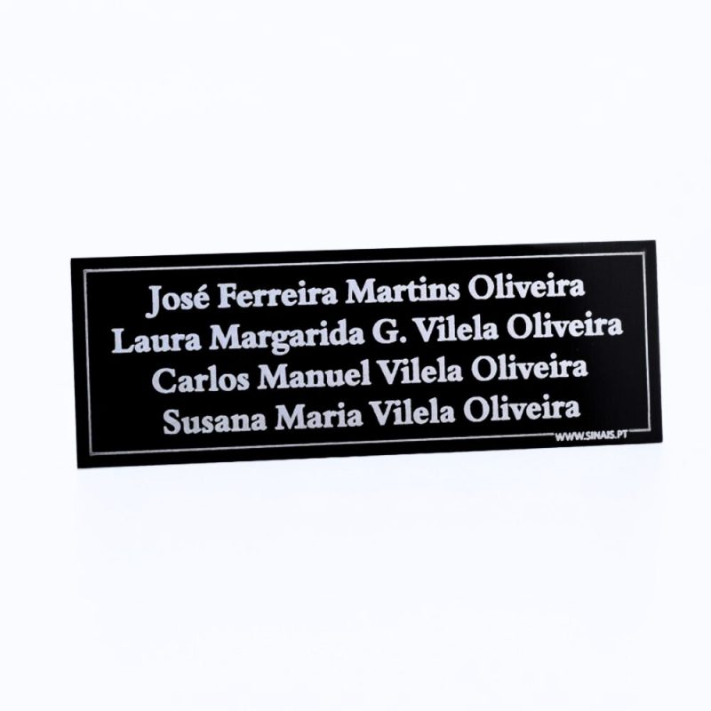 Placa com Nomes em Alumínio Laser - Image 4