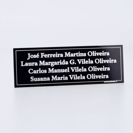 Placa com Nomes em Alumínio Laser