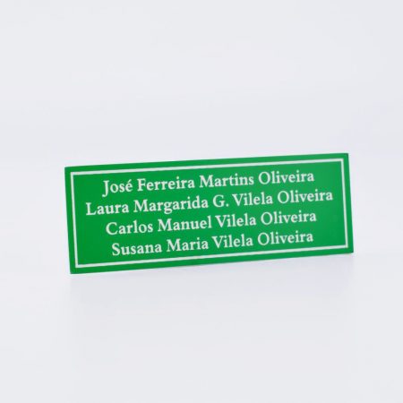 Placa com Nomes em Gravoplay